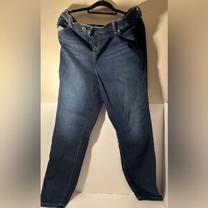 Torrio woman stretched jeans 22 T super soft  see pictures for more details